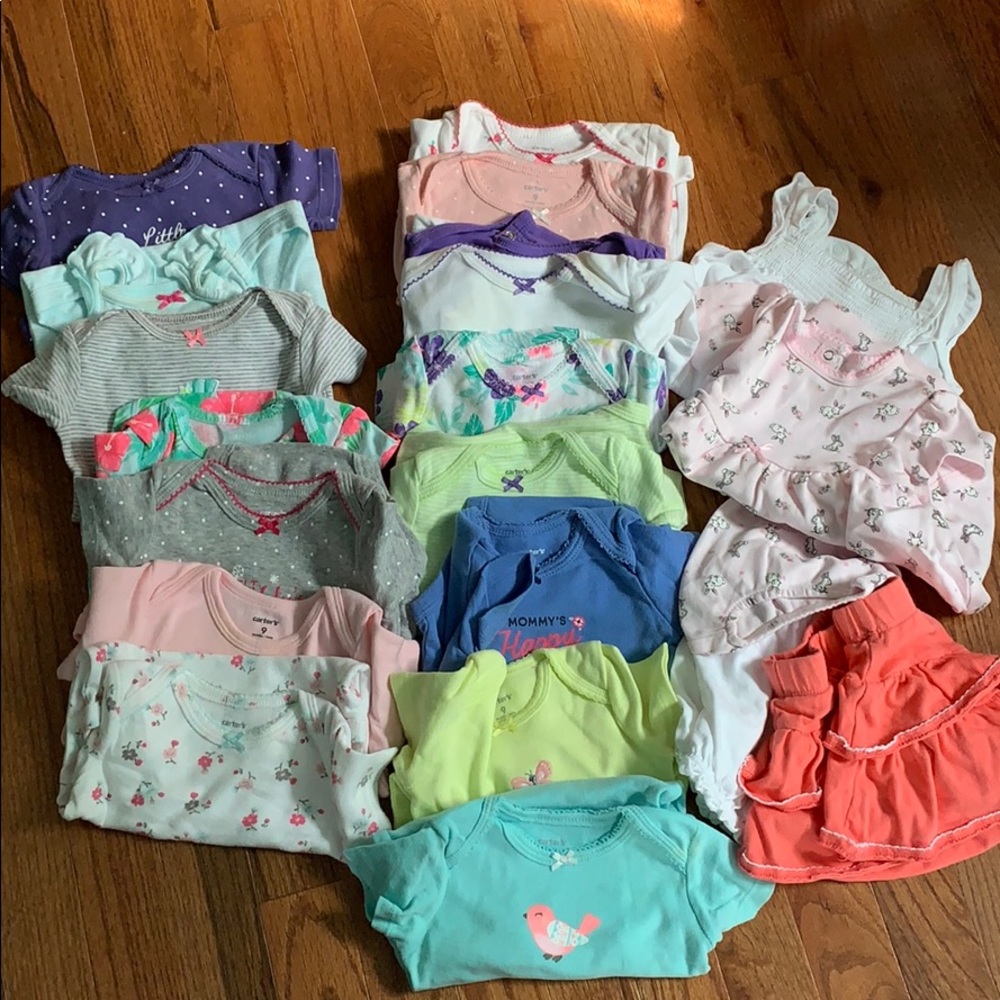 21 piece bundle of 9 month baby girl clothes.